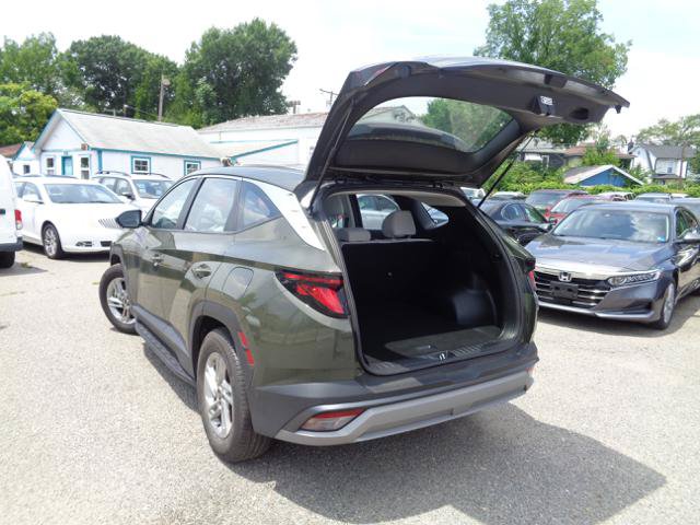 Used 2025 Hyundai Tucson SE FWD image 23