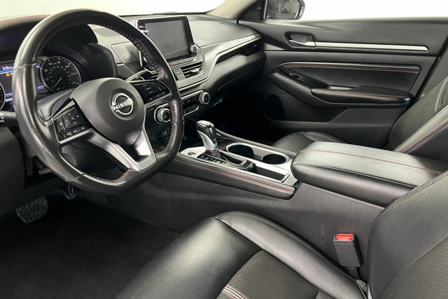 Used 2023 Nissan Altima 2.5 SR image 15