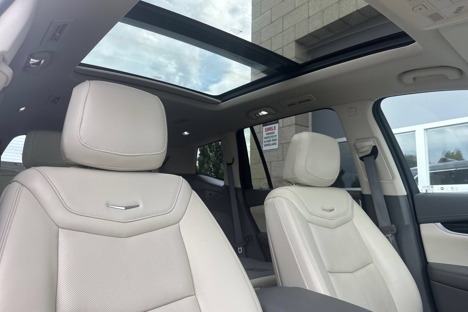 Certified 2021 Cadillac XT6 Premium Luxury w/ LPO, Radiant Package AWD/4WD image 22