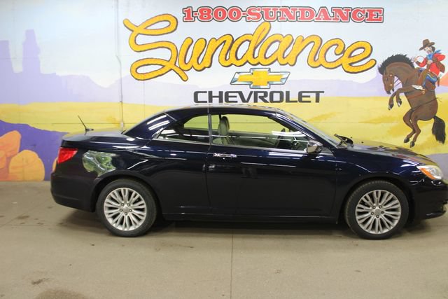 Used 2012 Chrysler 200 Limited FWD image 1