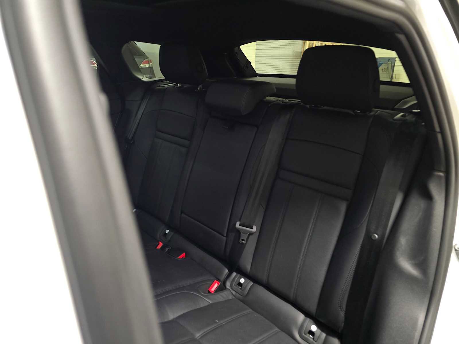 Used 2026 Land Rover Range Rover Evoque S image 19