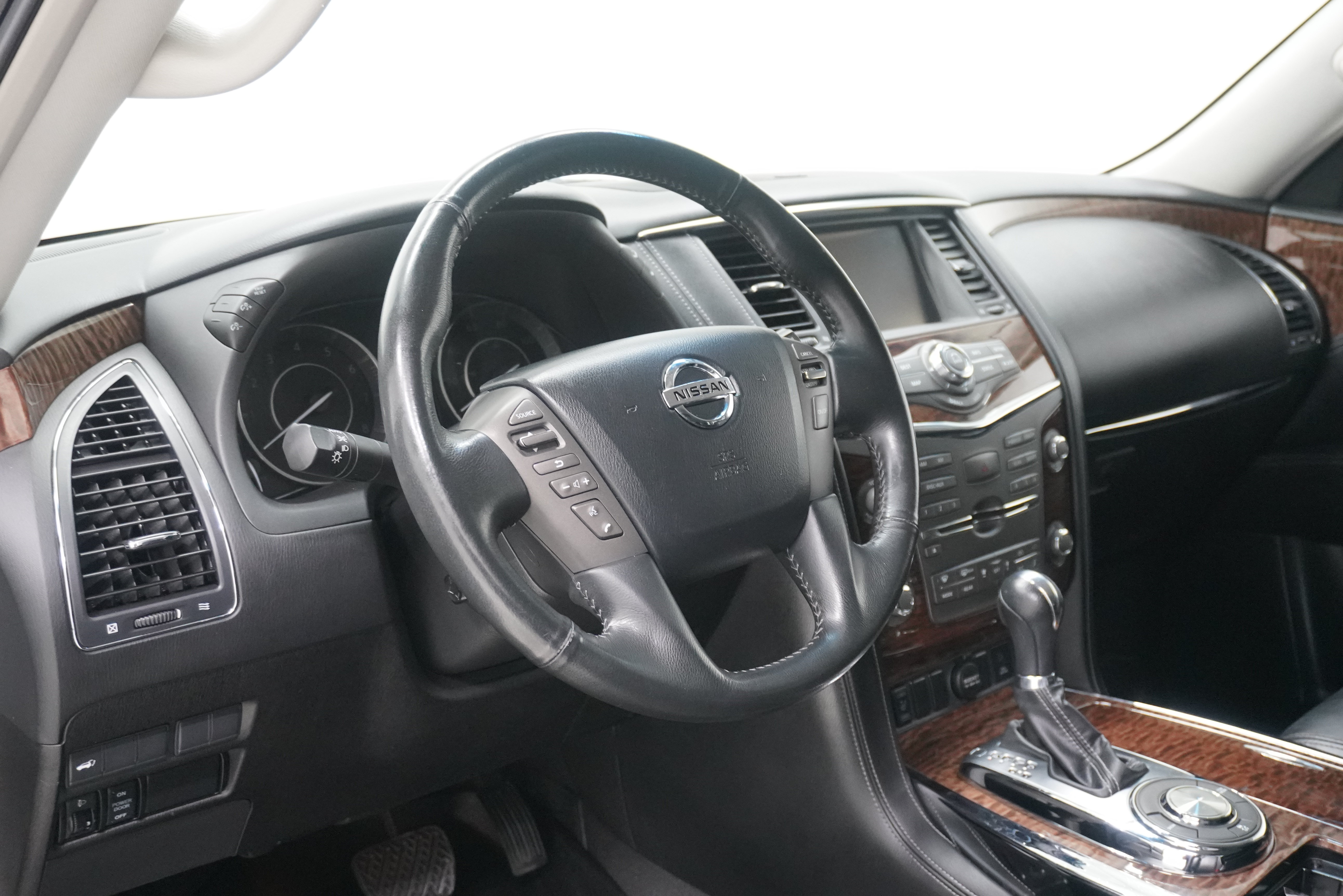 Used 2017 Nissan Armada SL RWD image 10