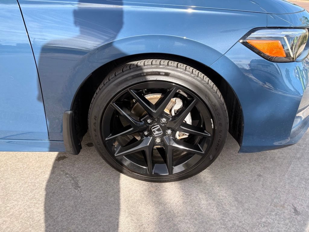 Used 2025 Honda Civic Sport image 35