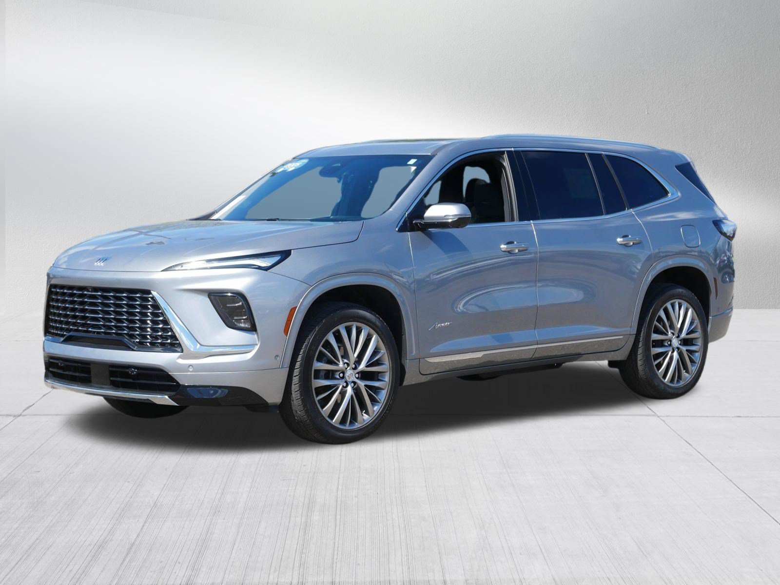 Certified 2025 Buick Enclave Avenir w/ Super Cruise Package AWD/4WD image 3