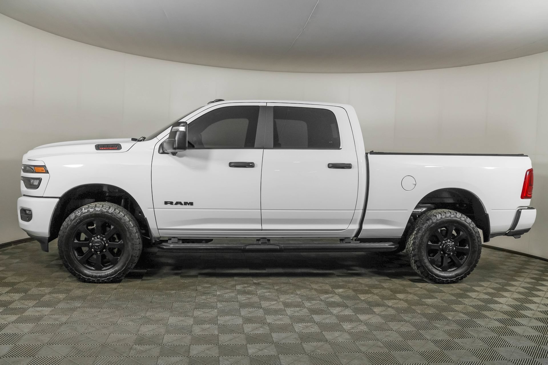 Used 2025 RAM 2500 Big Horn AWD/4WD image 18