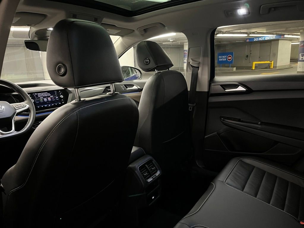 Used 2023 Volkswagen Taos SEL image 21