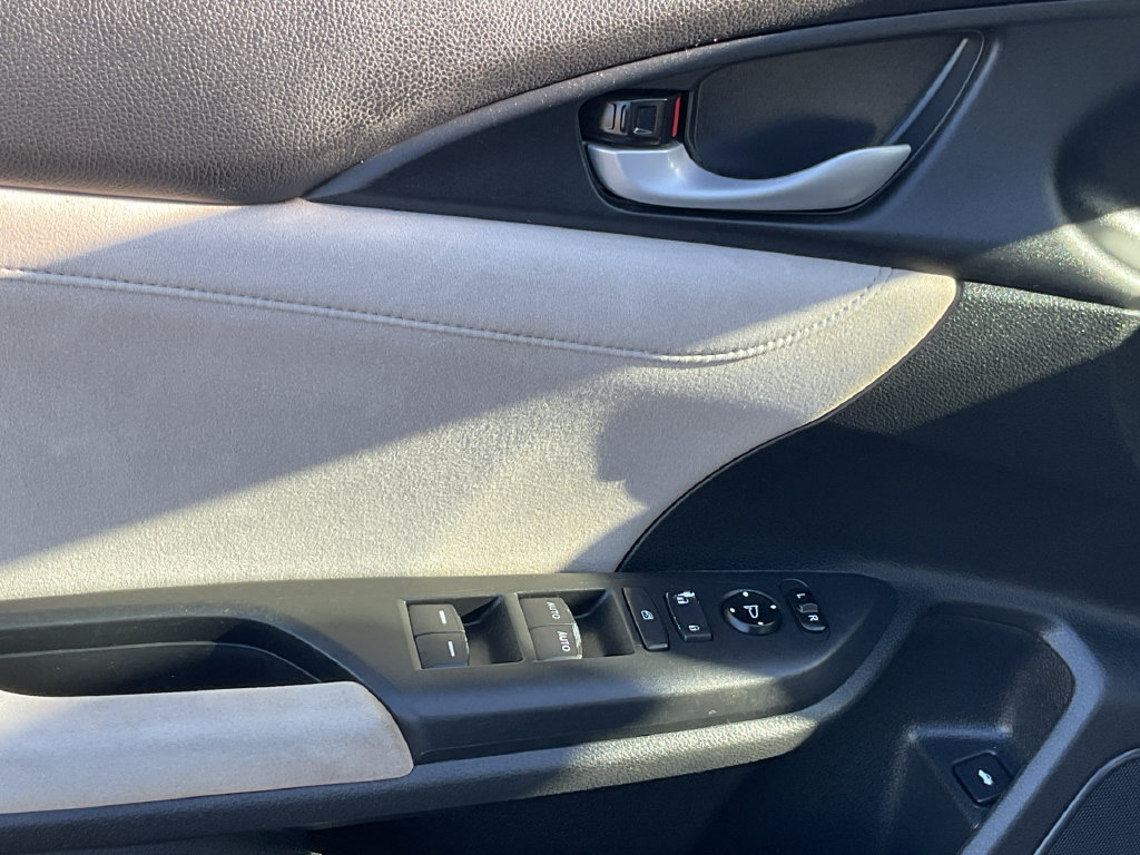 Used 2020 Honda Insight EX image 15