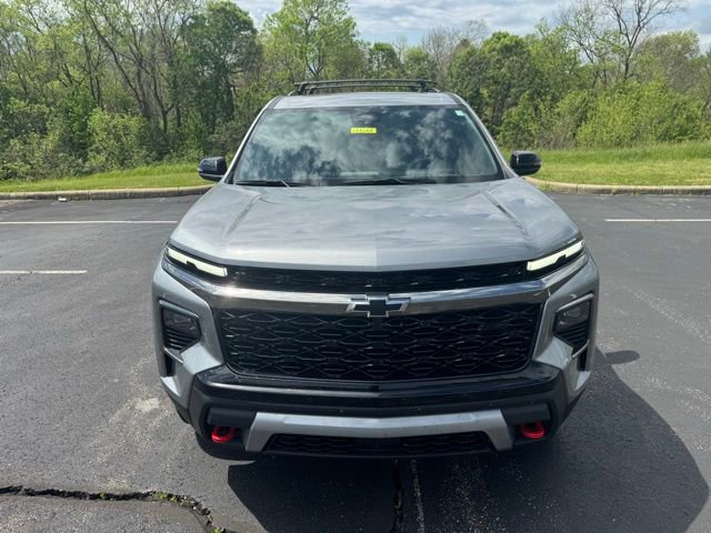 Used 2025 Chevrolet Traverse Z71 AWD/4WD image 4