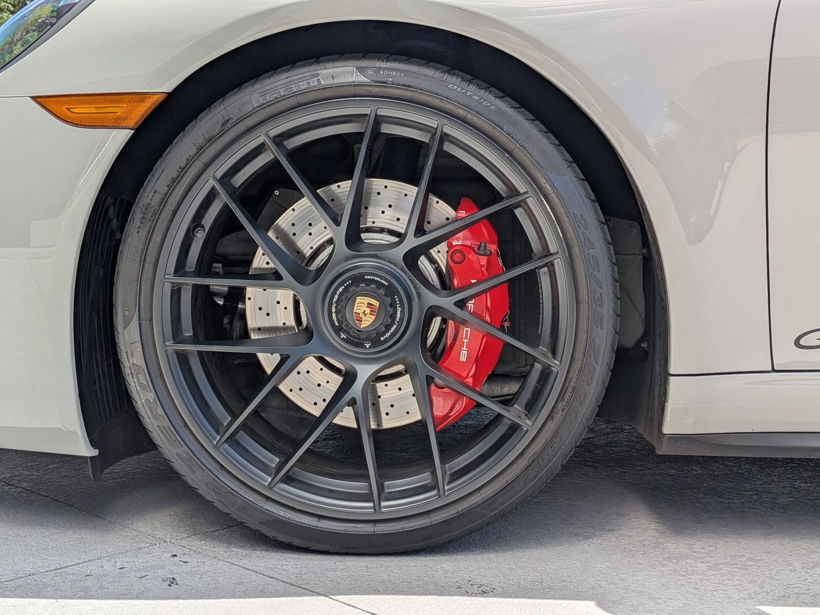 Certified 2018 Porsche 911 Carrera GTS RWD image 20