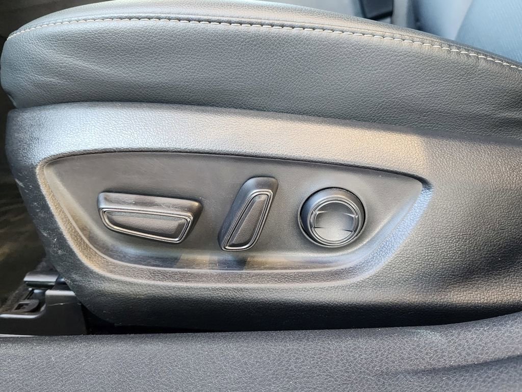 Used 2024 Toyota Camry XSE image 16