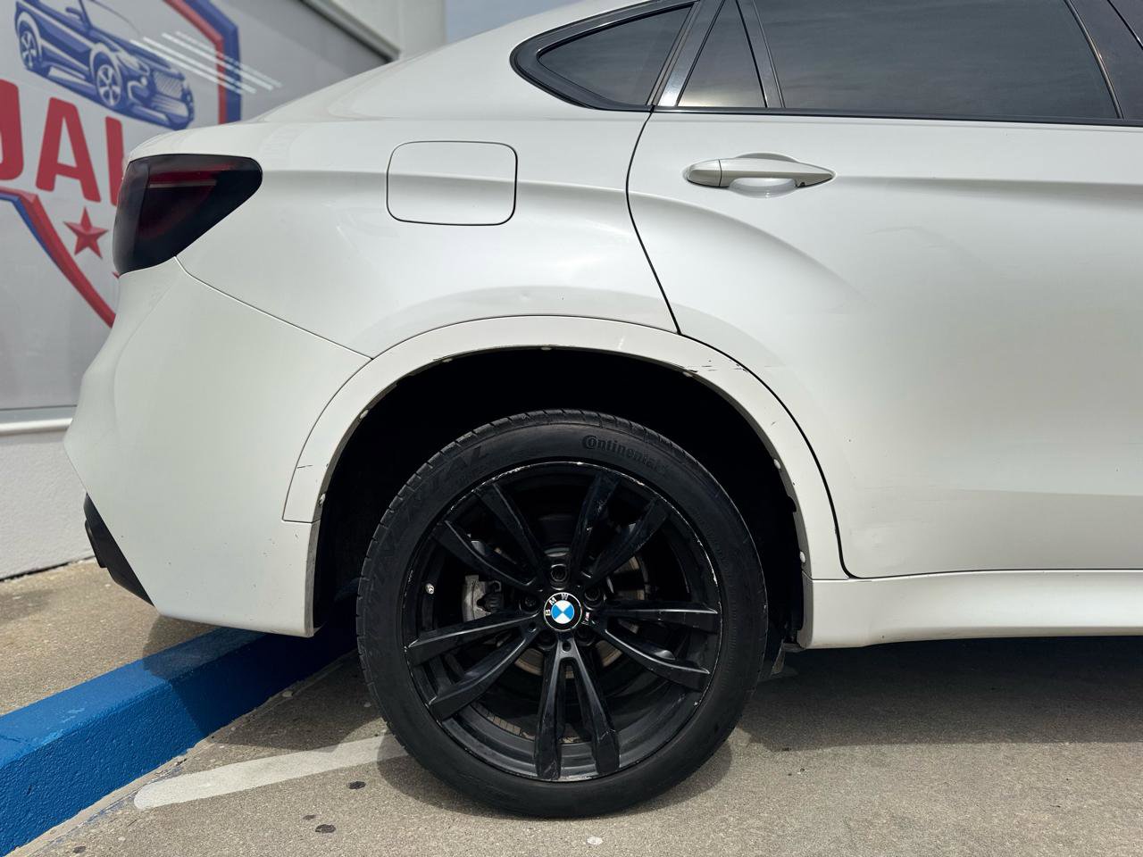 Used 2017 BMW X6 xDrive35i w/ M Sport Package AWD/4WD image 18