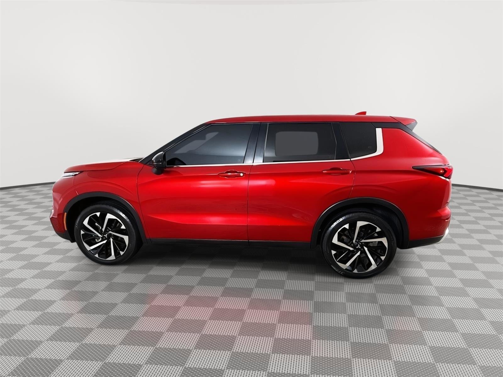 Used 2022 Mitsubishi Outlander SE FWD image 25