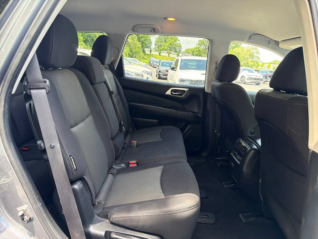 Used 2020 Nissan Pathfinder S AWD/4WD image 48
