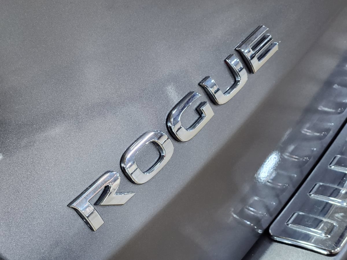 Used 2020 Nissan Rogue SL AWD/4WD image 25