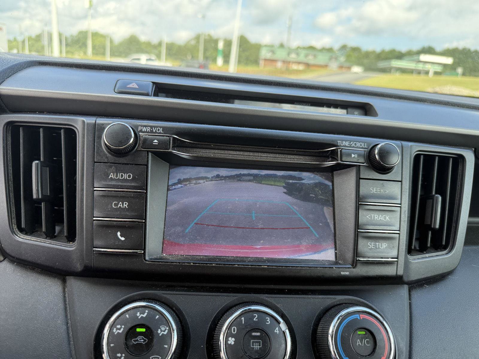 Used 2017 Toyota RAV4 LE image 15