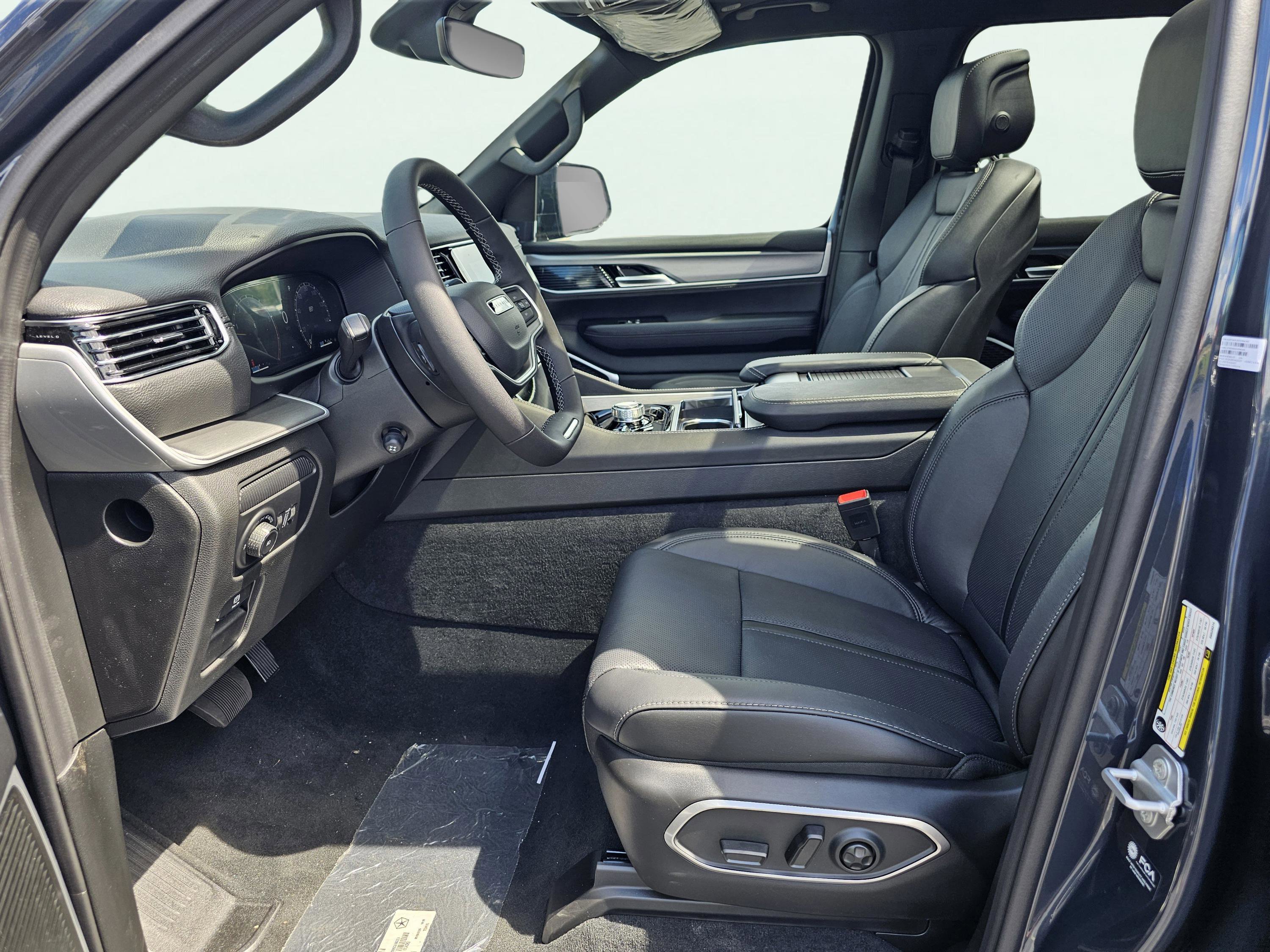 New 2025 Jeep Wagoneer Series II image 17