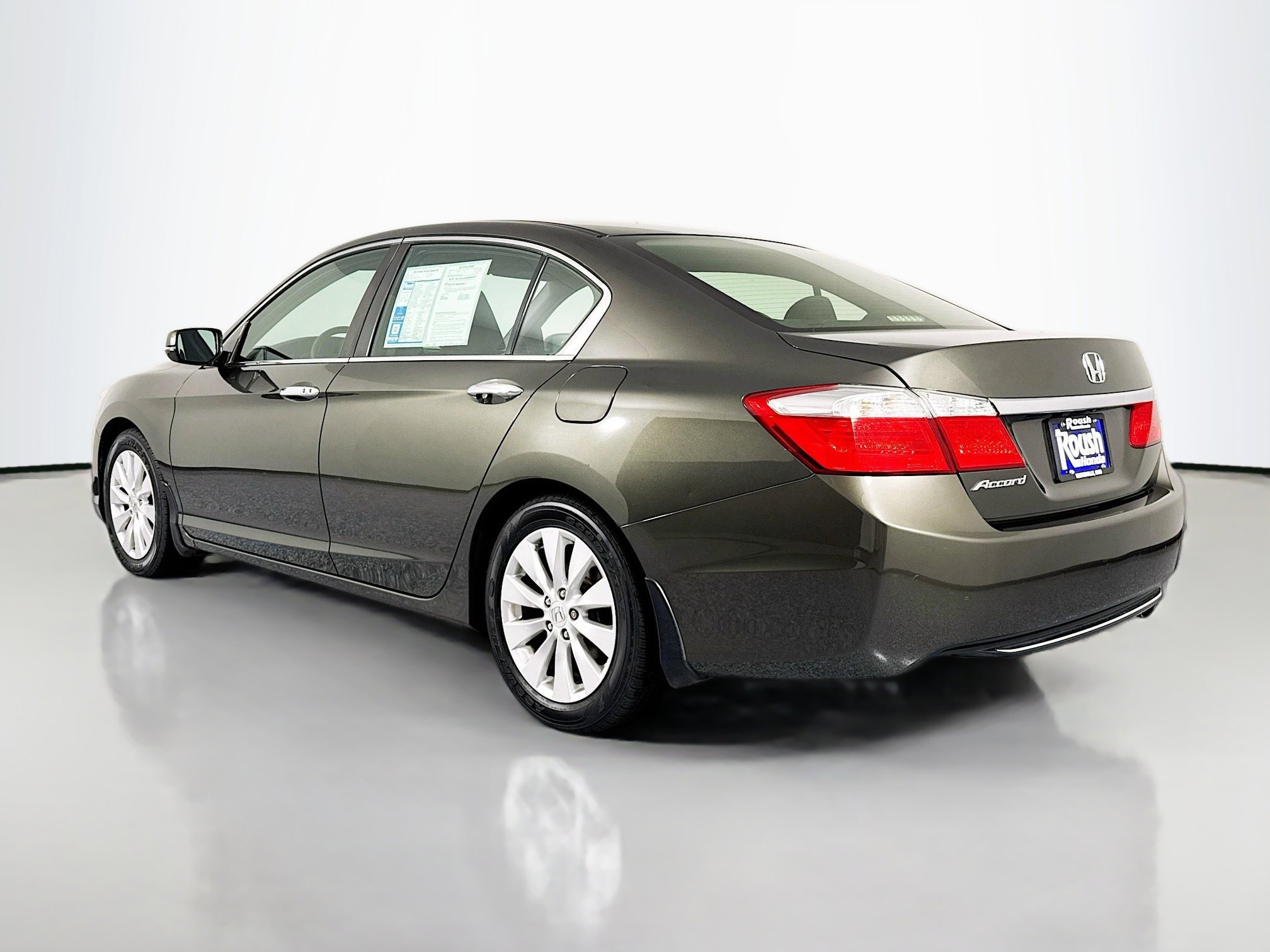 Used 2014 Honda Accord EX image 7