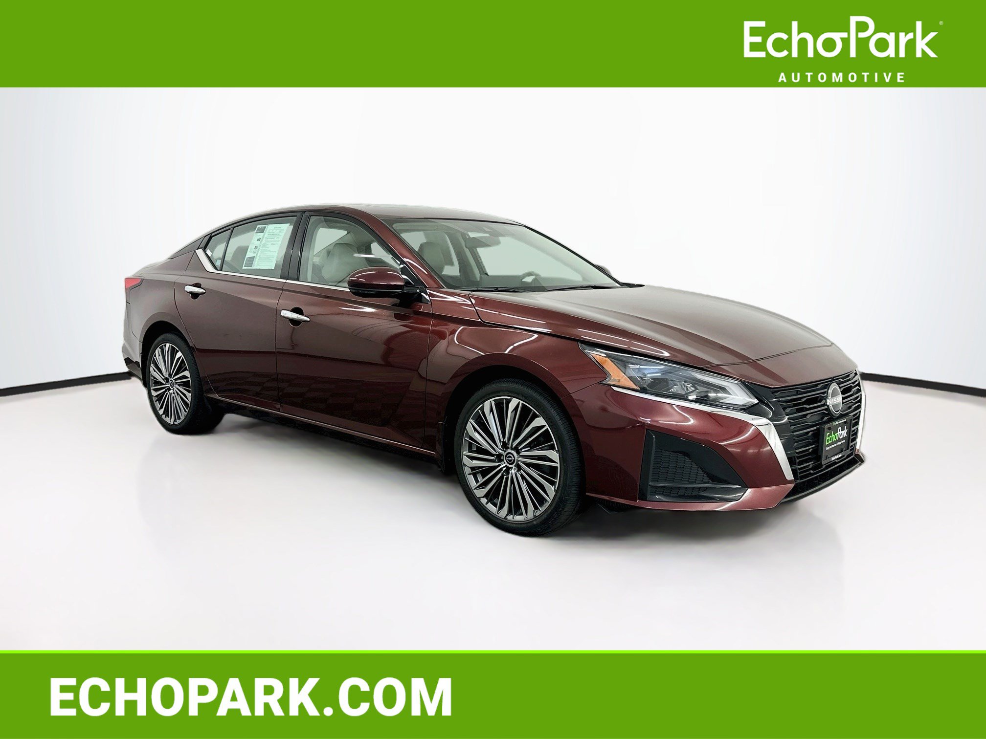 Used 2024 Nissan Altima 2.5 SL AWD/4WD image 1