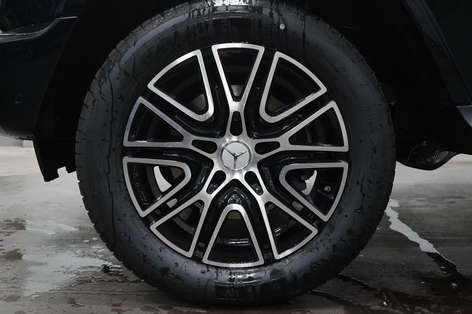 New 2026 Mercedes-Benz G 550 image 13