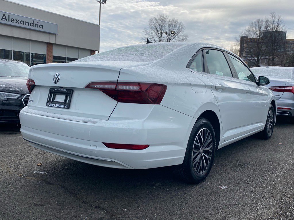 Used 2021 Volkswagen Jetta S image 3