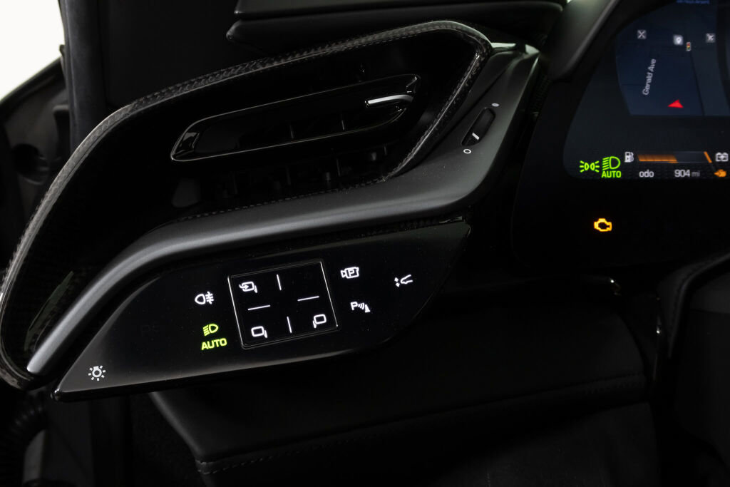 Used 2023 Ferrari SF90 Spider AWD/4WD image 37