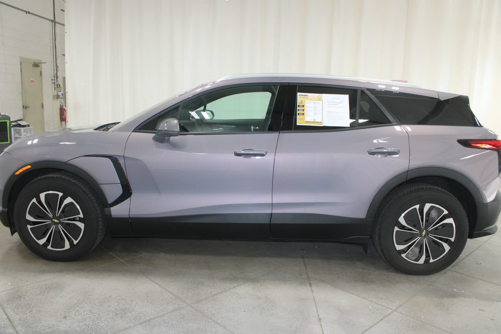 Used 2024 Chevrolet Blazer EV LT AWD/4WD image 6