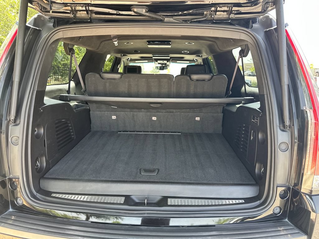 Used 2016 Cadillac Escalade ESV Platinum AWD/4WD image 35