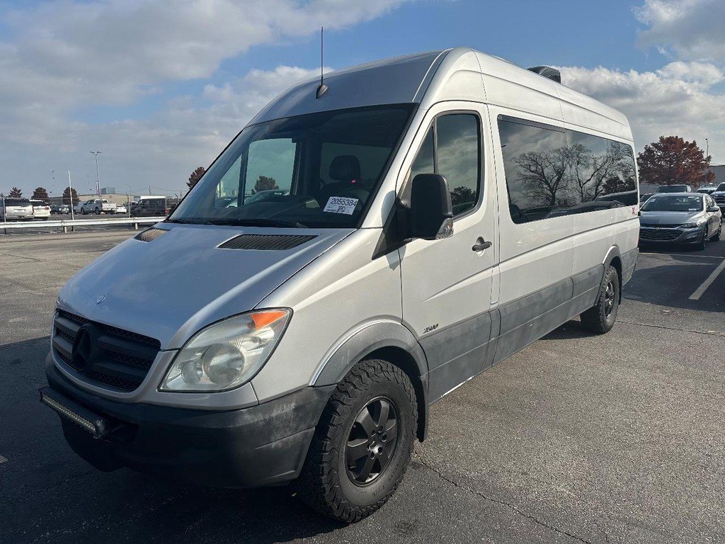 Used 2011 Mercedes-Benz Sprinter 2500 image 11