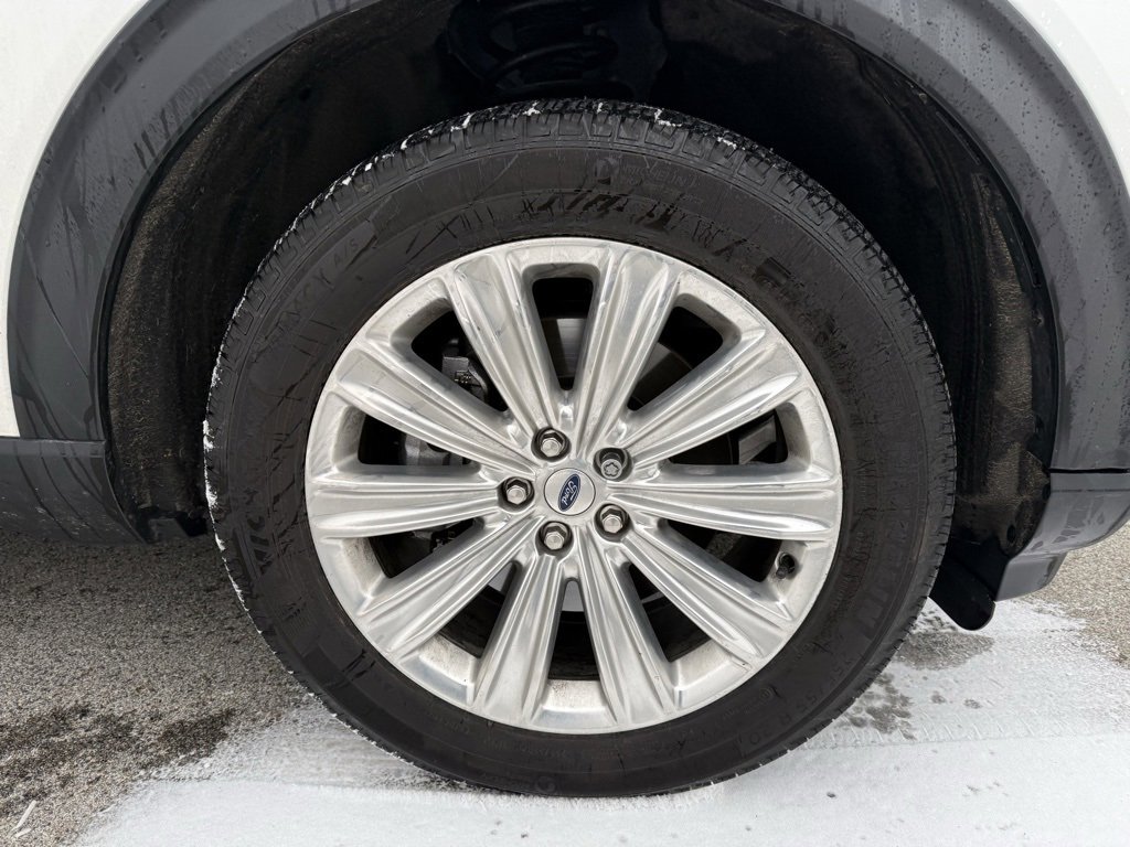 Used 2023 Ford Explorer Limited w/ Hybrid Equipment Group 310A image 13