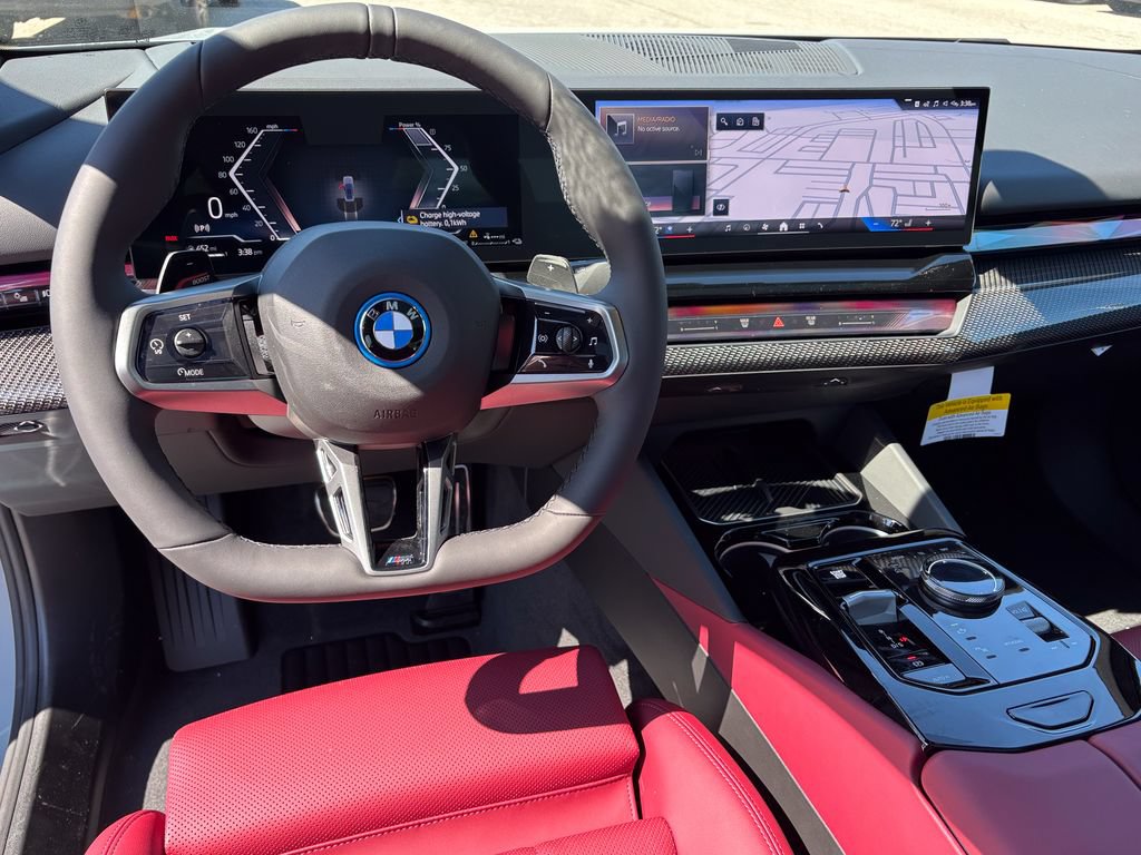 New 2027 BMW 550e xDrive w/ Premium Package AWD/4WD image 16