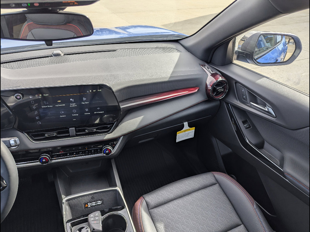 New 2026 Chevrolet Equinox RS w/ LPO, Floor Liner Package image 18