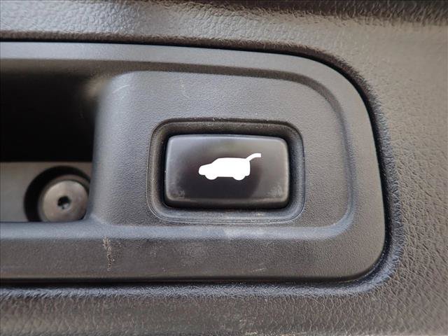 Used 2016 Honda Pilot Touring image 9