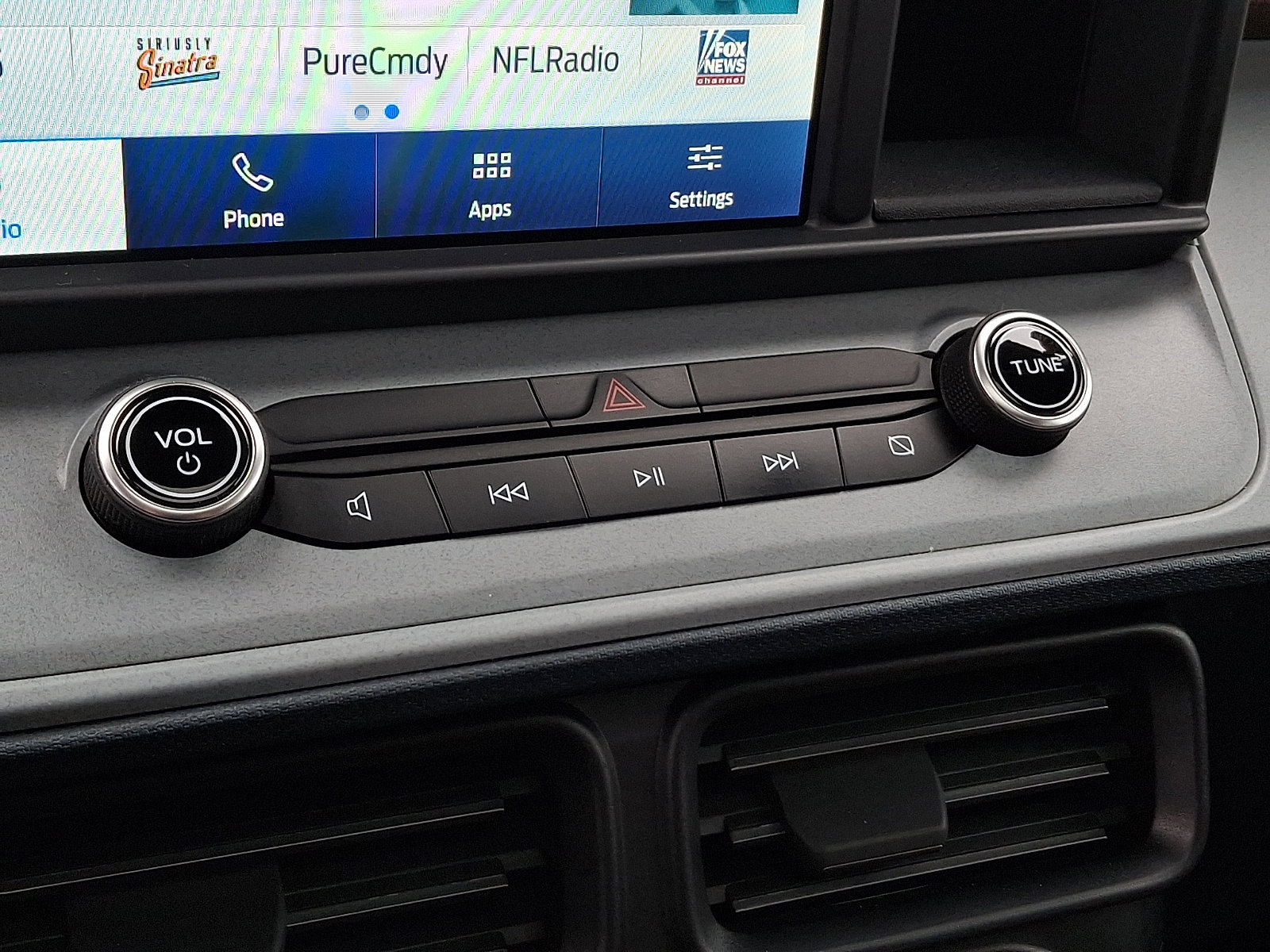 Used 2022 Ford Maverick Lariat w/ Lariat Luxury Package image 17