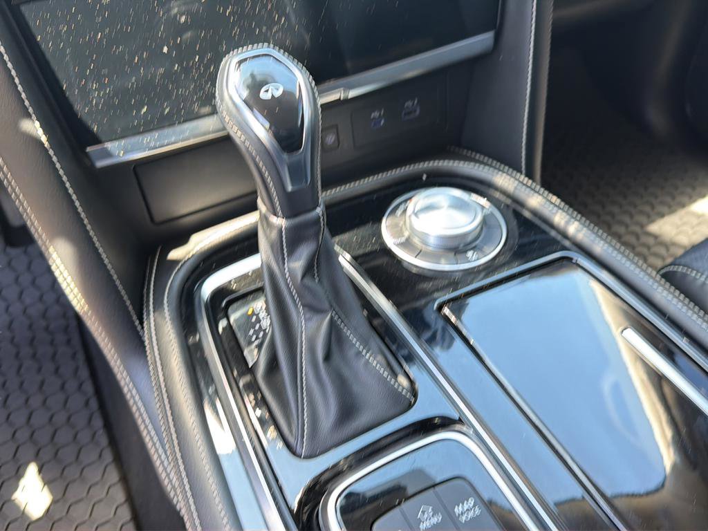 Used 2024 INFINITI QX80 Premium Select w/ Cargo Package AWD/4WD image 45