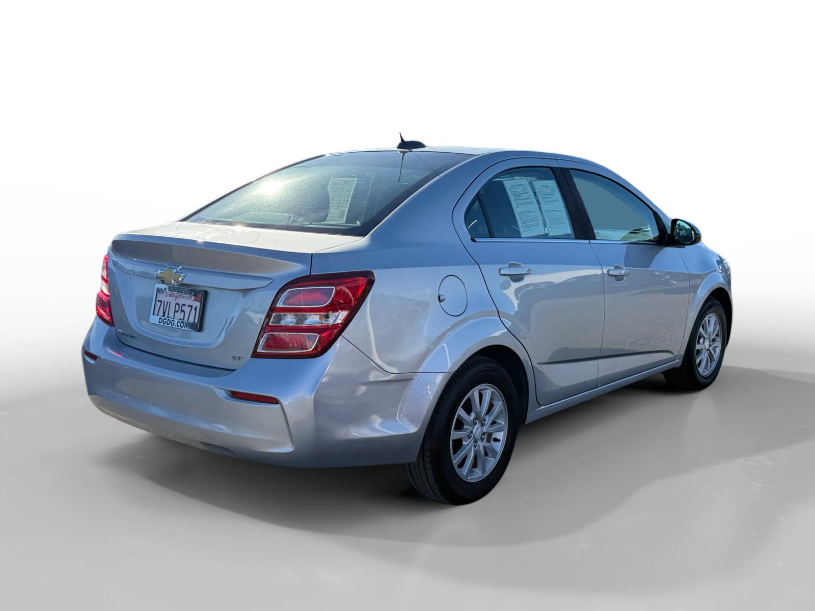 Used 2017 Chevrolet Sonic LT image 5