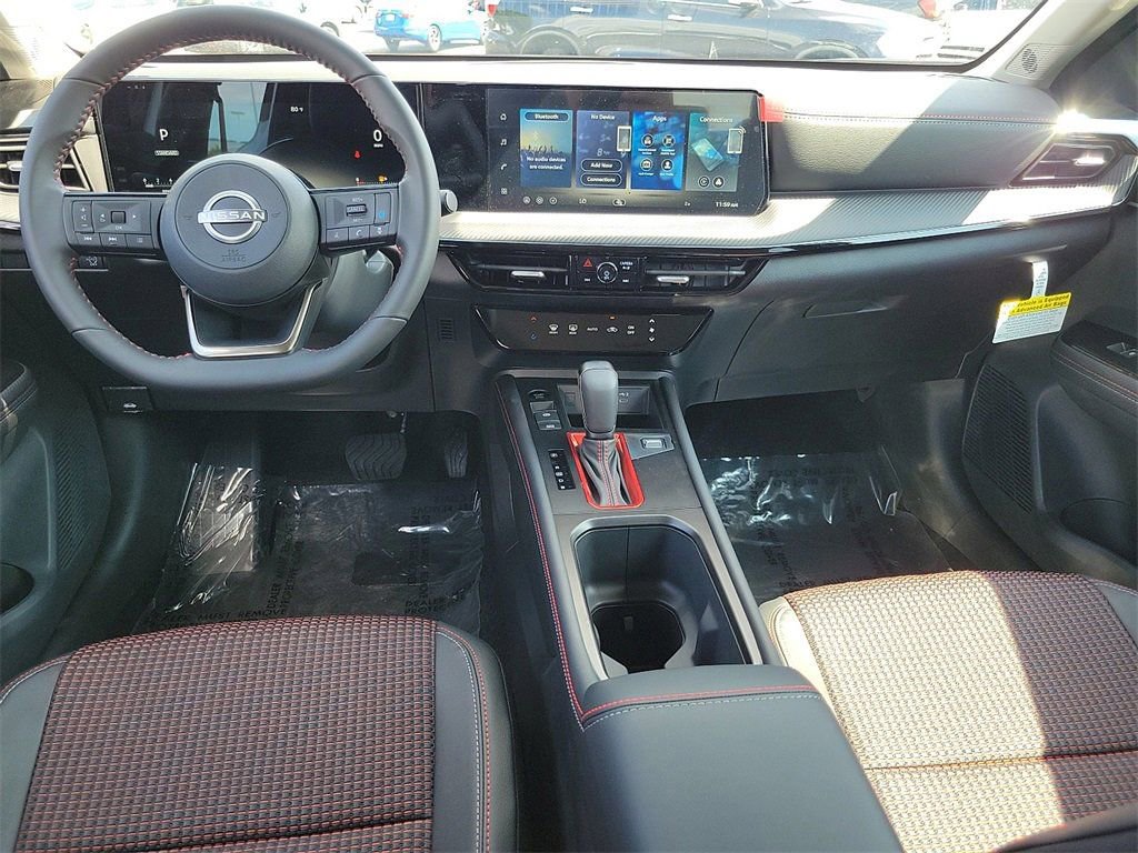 New 2026 Nissan Kicks SR image 4