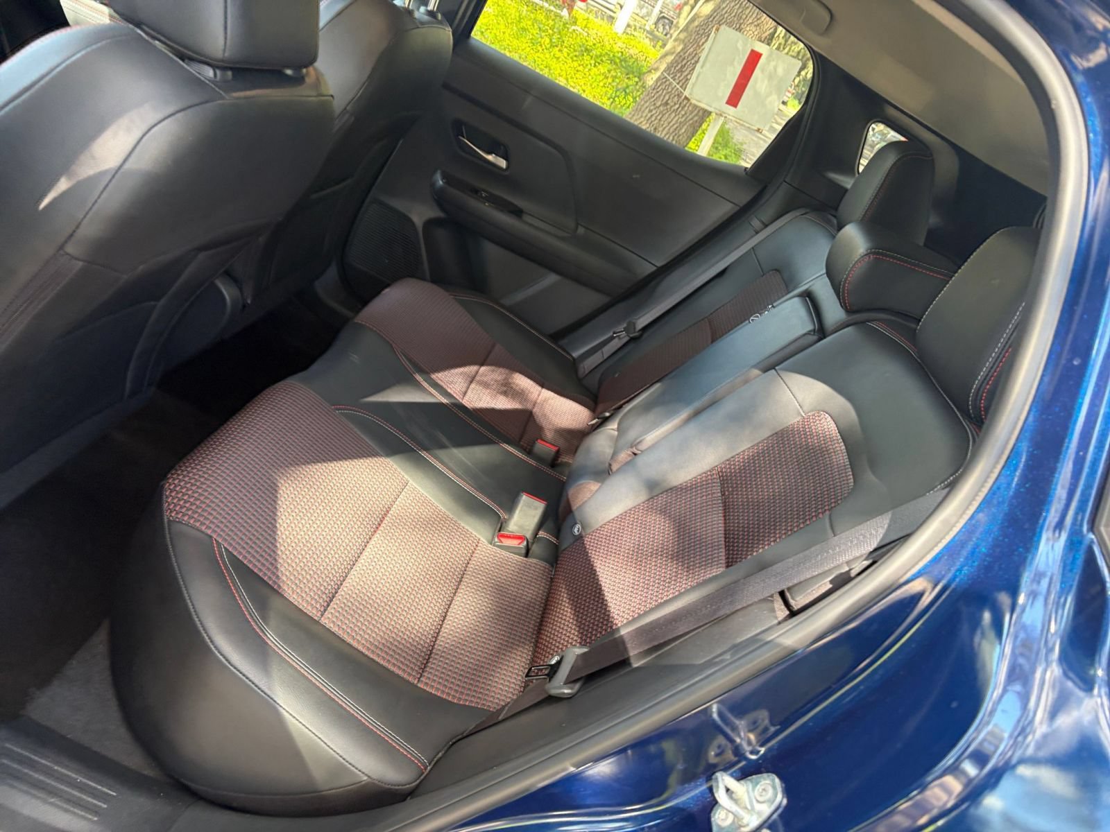 Used 2026 Nissan Kicks SR FWD image 24