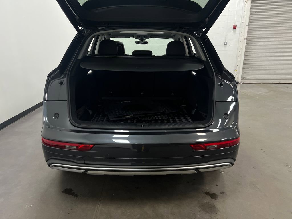 Used 2021 Audi Q5 2.0T Premium w/ Convenience Package image 25