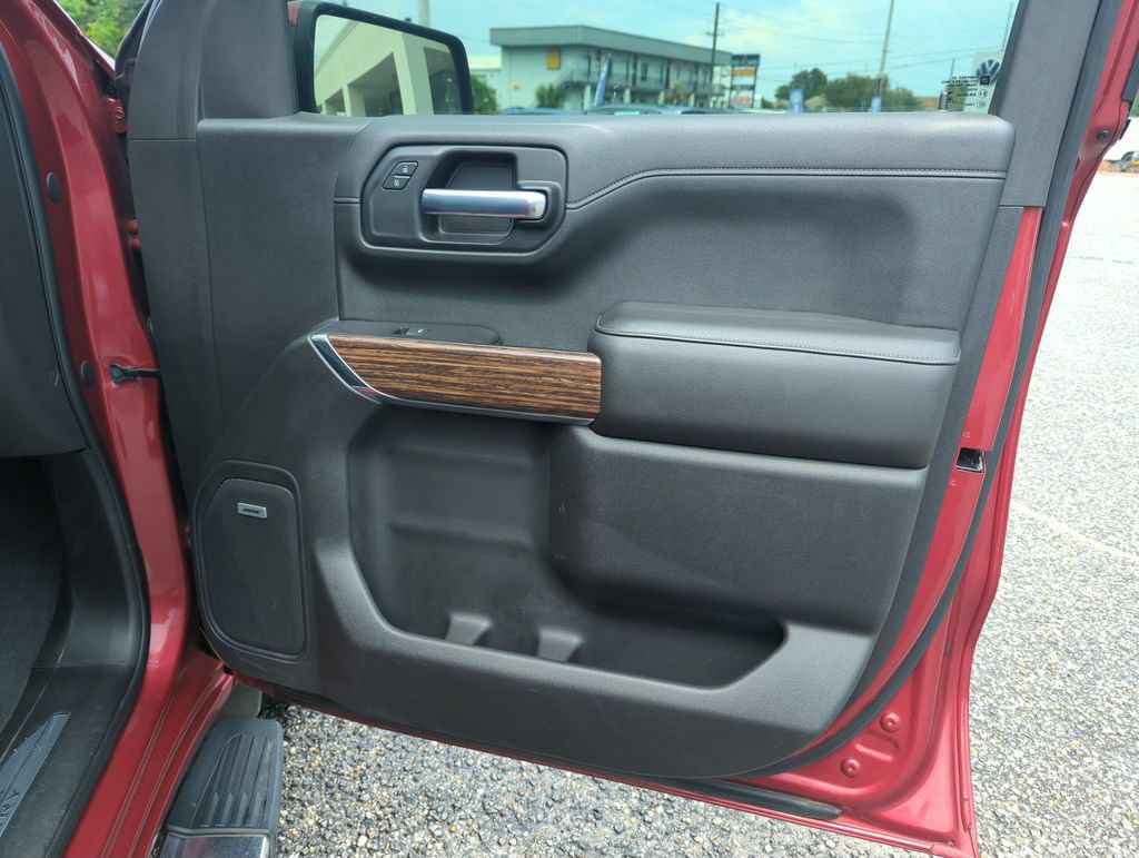 Used 2019 Chevrolet Silverado 1500 High Country w/ Technology Package RWD image 35