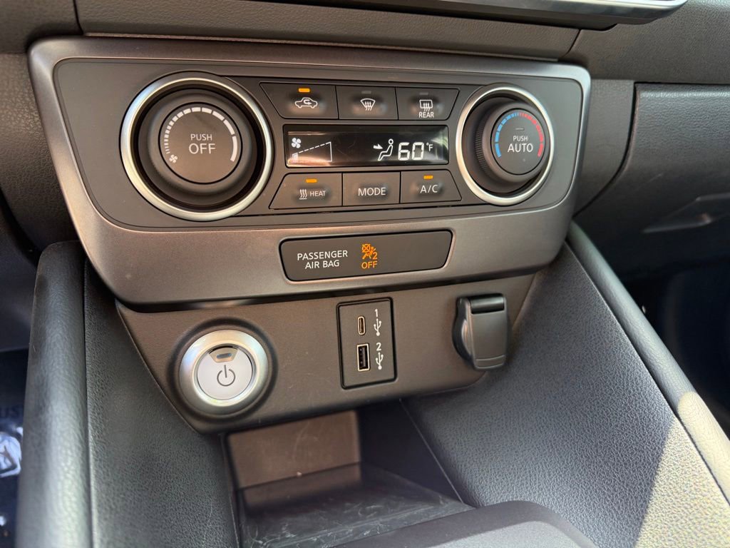Used 2024 Nissan Leaf S FWD image 19