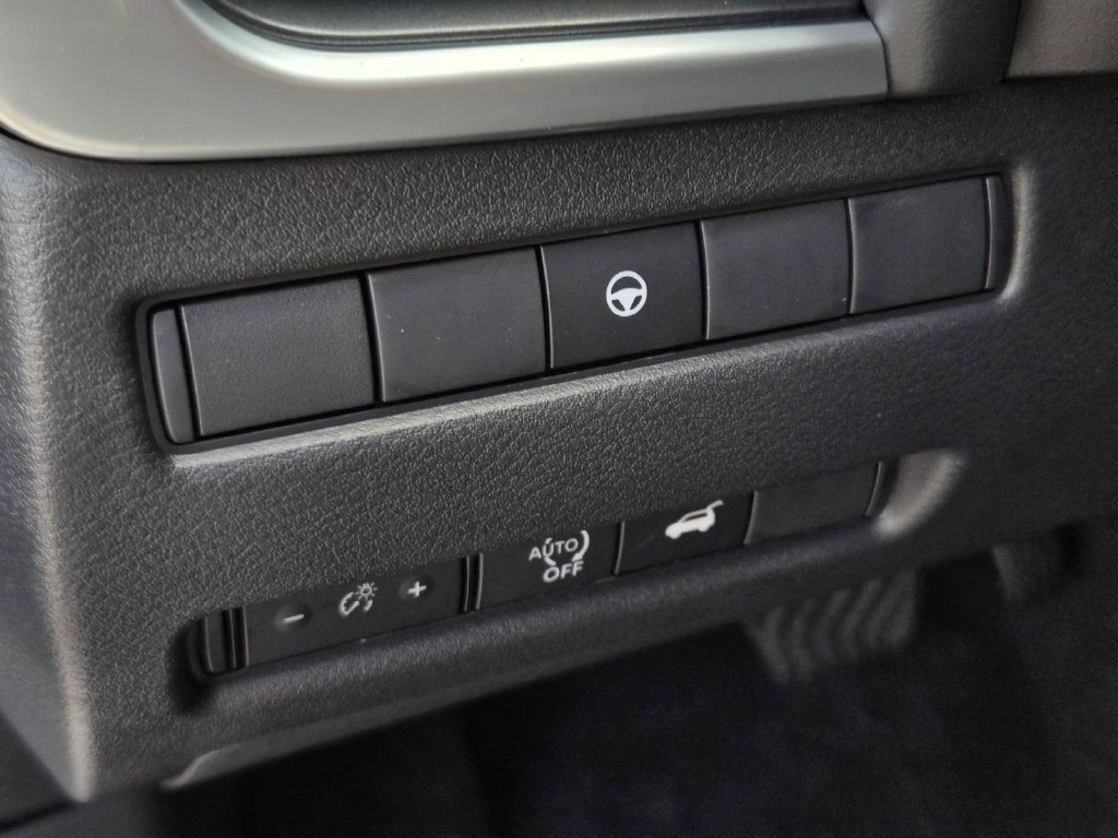 New 2026 Nissan Rogue Dark Armor FWD image 19