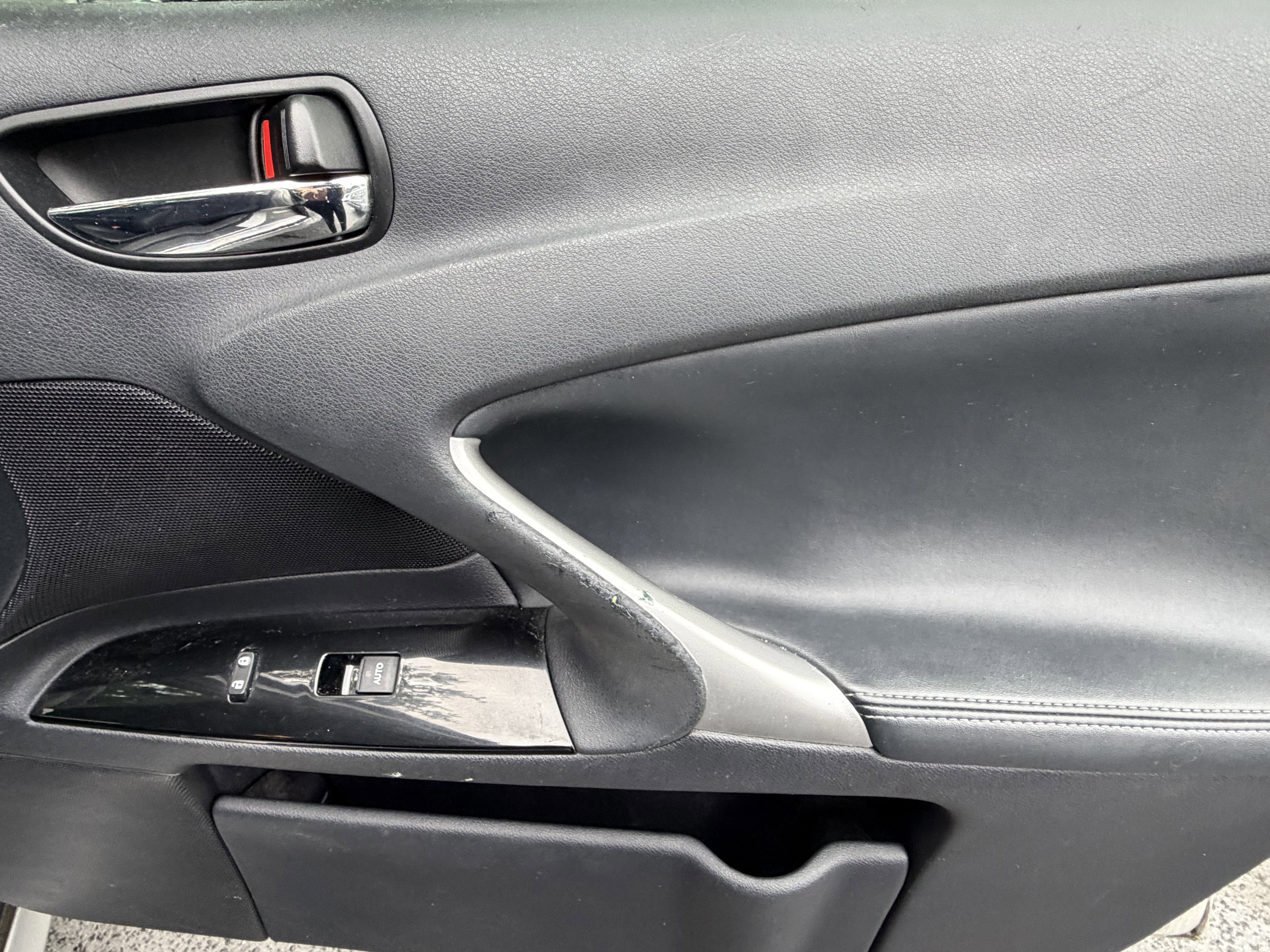 Used 2011 Lexus IS 250 RWD image 39