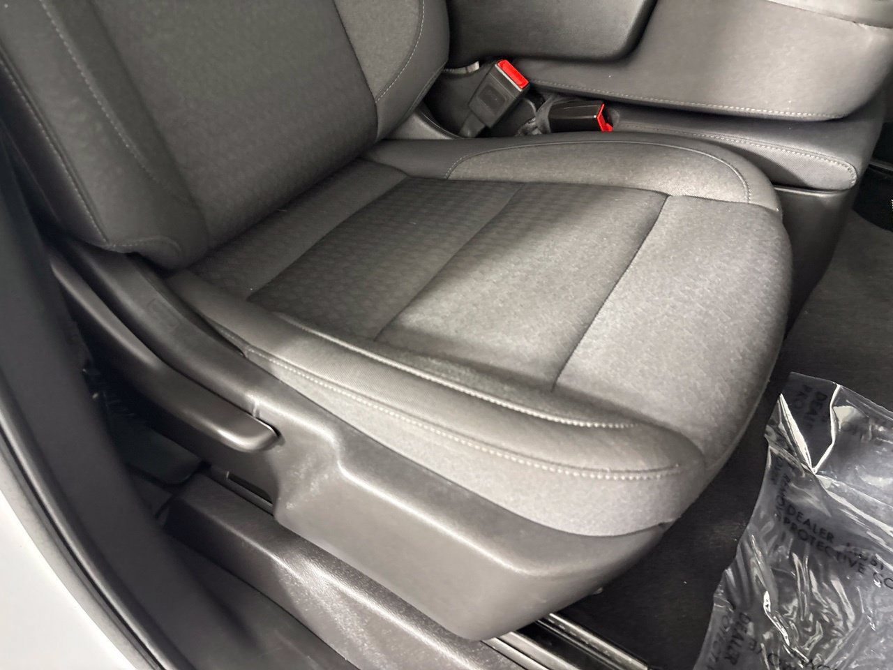 Used 2024 Chevrolet Silverado 1500 LT AWD/4WD image 30