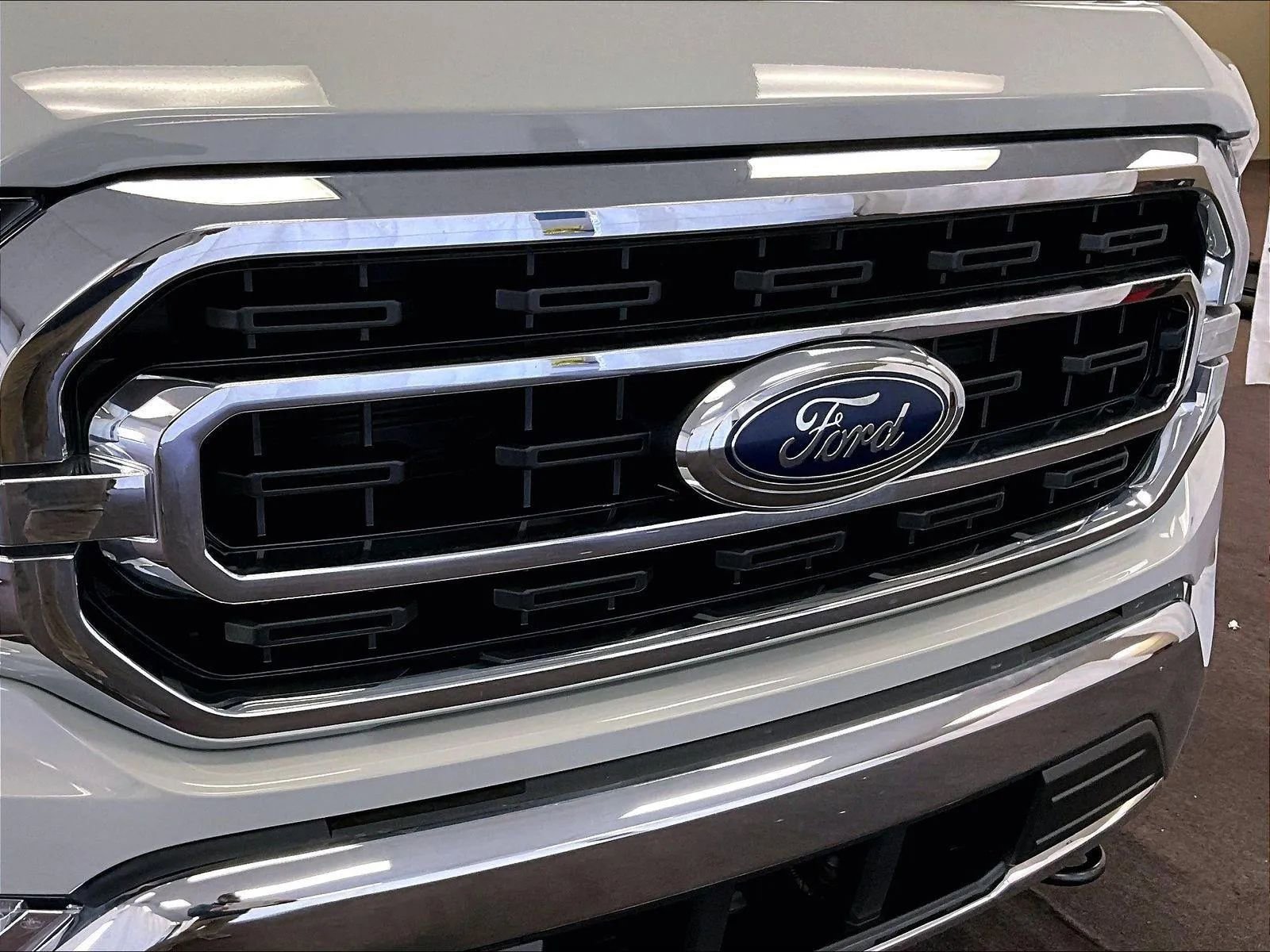 Used 2023 Ford F150 XLT w/ XTR Package image 29