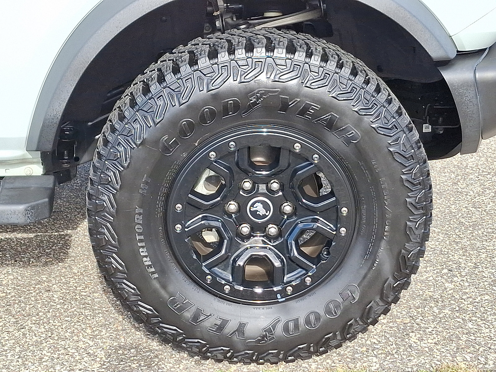 Used 2023 Ford Bronco Wildtrak image 8