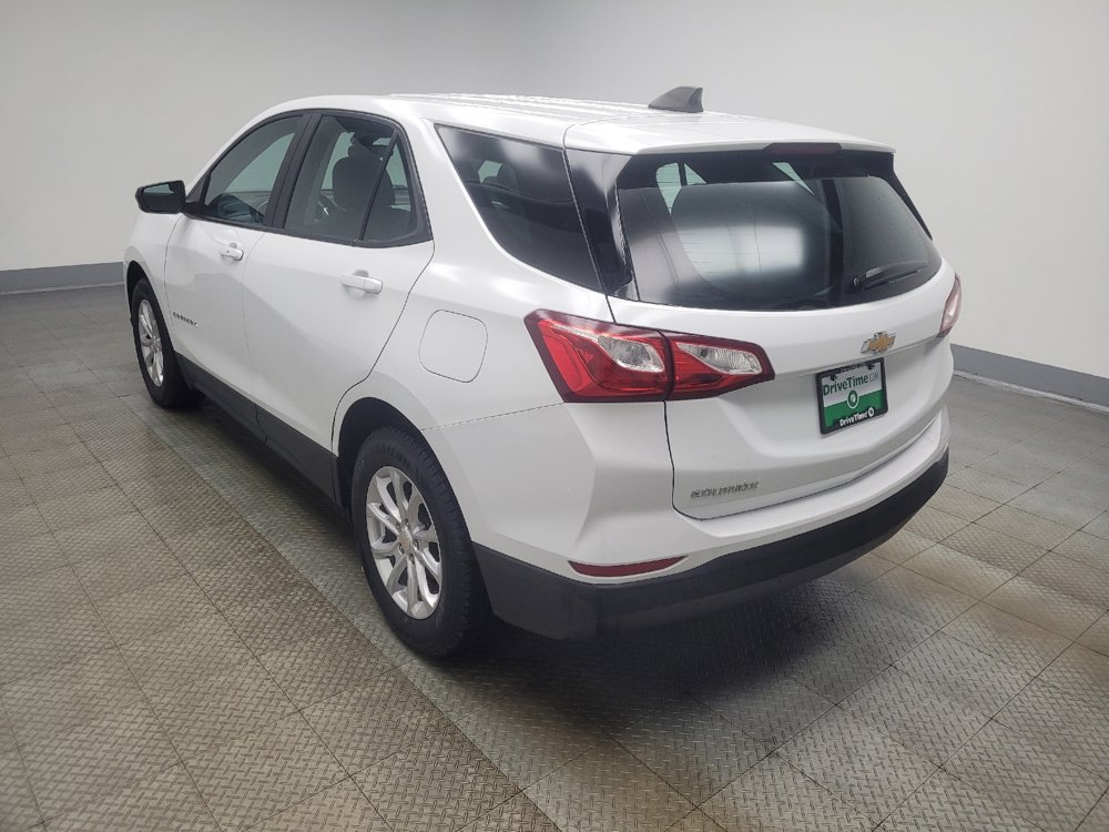 Used 2021 Chevrolet Equinox LS image 3