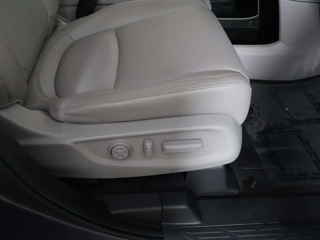 Used 2024 Honda Odyssey EX-L image 32