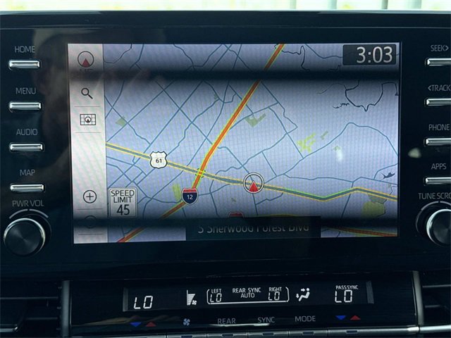 Used 2021 Toyota Sienna Platinum image 28