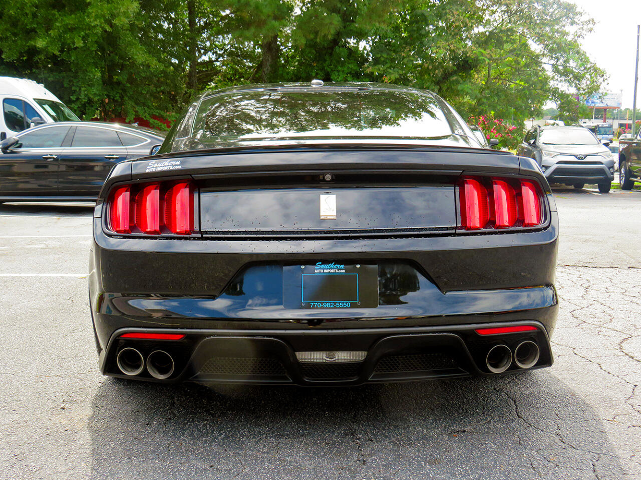 Used 2016 Ford Mustang Shelby GT350 w/ Technology Package image 8