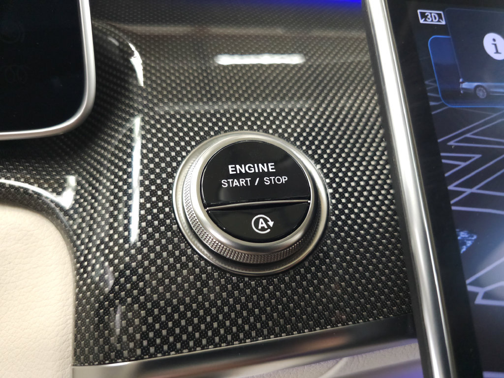 Certified 2025 Mercedes-Benz S 580 4MATIC Sedan image 15
